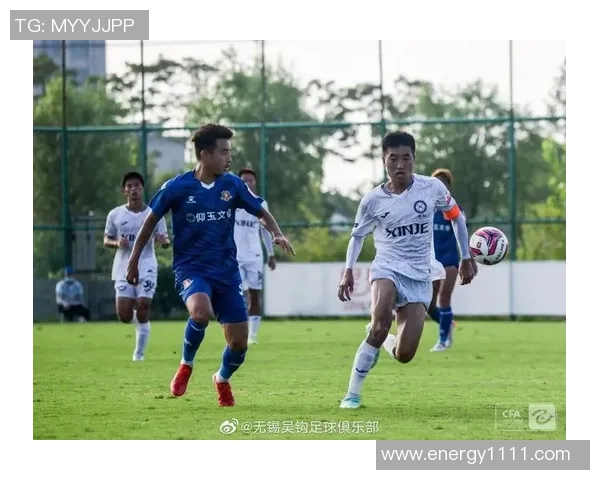 热烈祝贺无锡吴钩足球俱乐部成功冲甲再创辉煌展望未来